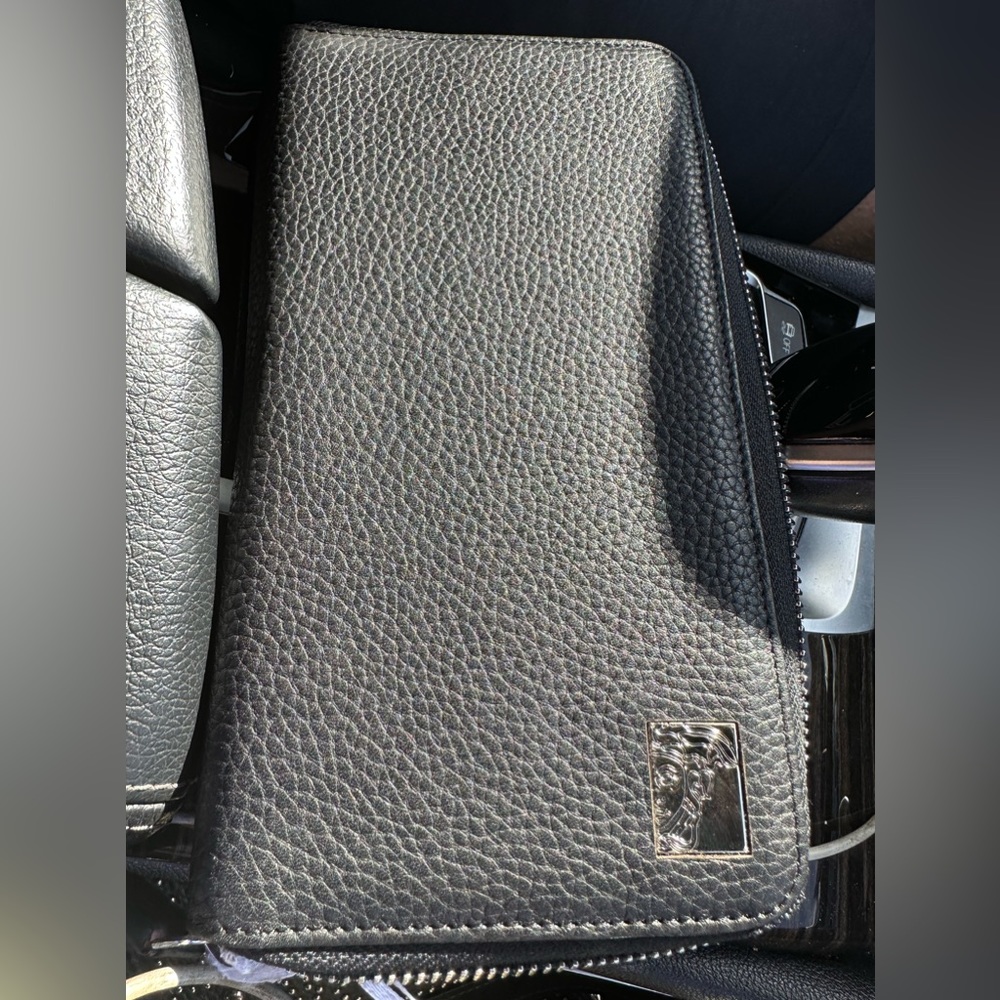 Versace wallet